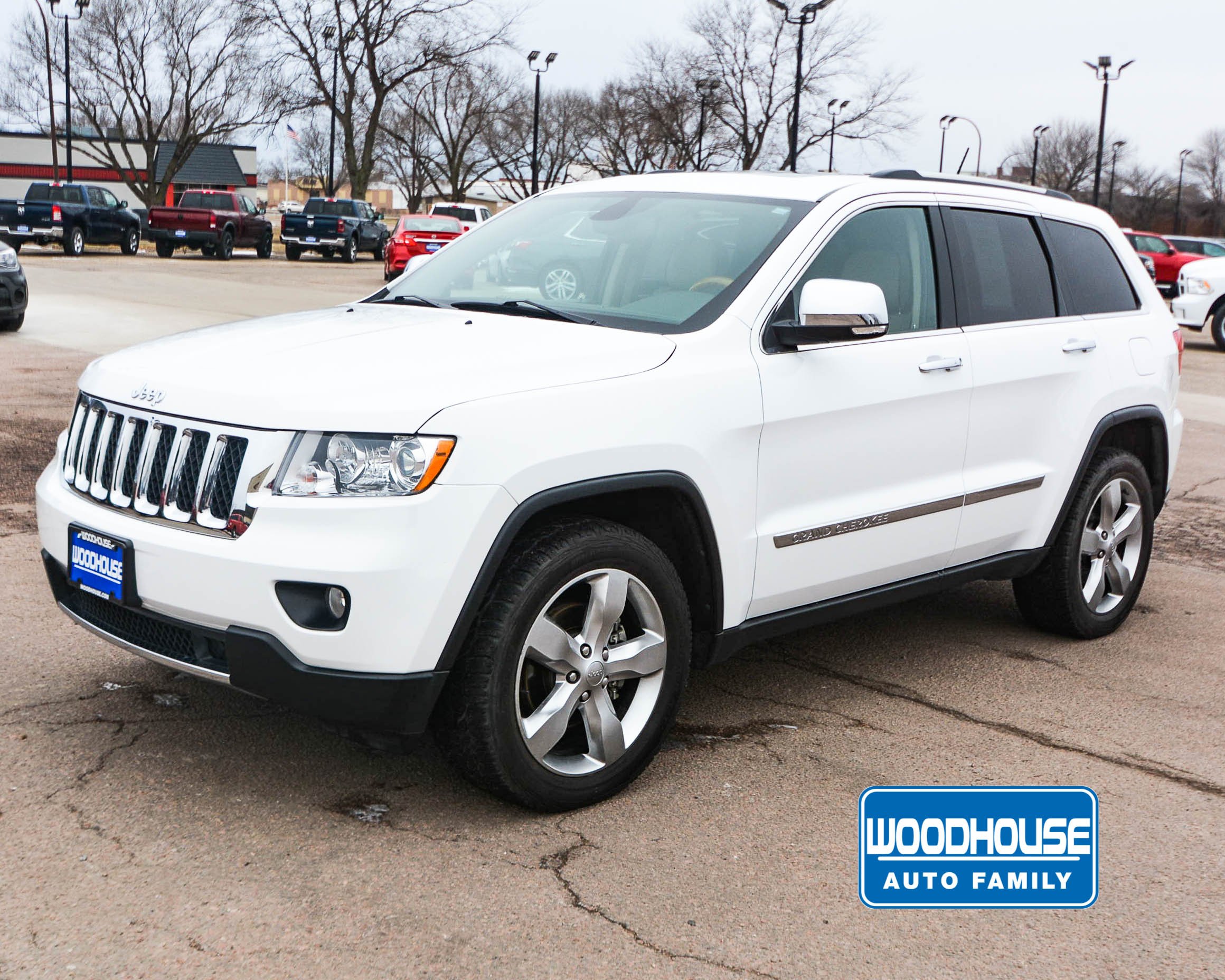 2013 Jeep Grand Cherokee Overland >> Pre Owned 2013 Jeep Grand Cherokee Overland With Navigation 4wd 2013 Jeep Grand Cherokee Overland >> Pre Owned 2013 Jeep Grand Cherokee Overland With Navigation 4wd