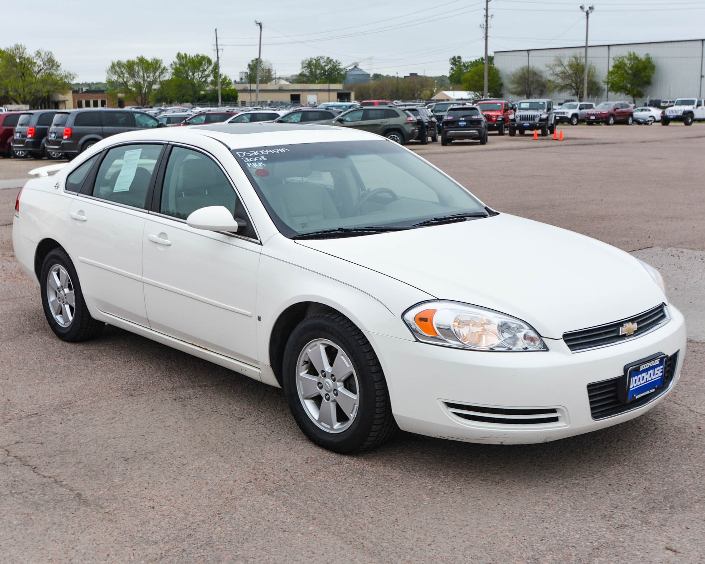 PreOwned 2008 Chevrolet Impala LT FWD 4dr Car